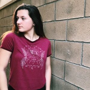 Burgundy graphic tee